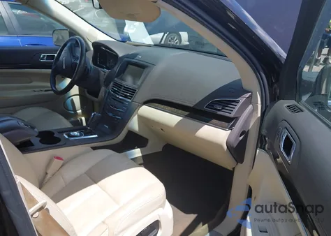 2014 Lincoln Mkt Ecoboost z USA, uszkodzony, nr VIN 2LMHJ5AT9EBL53512